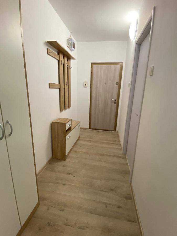 Grove Apartment Buzău Eksteriør bilde