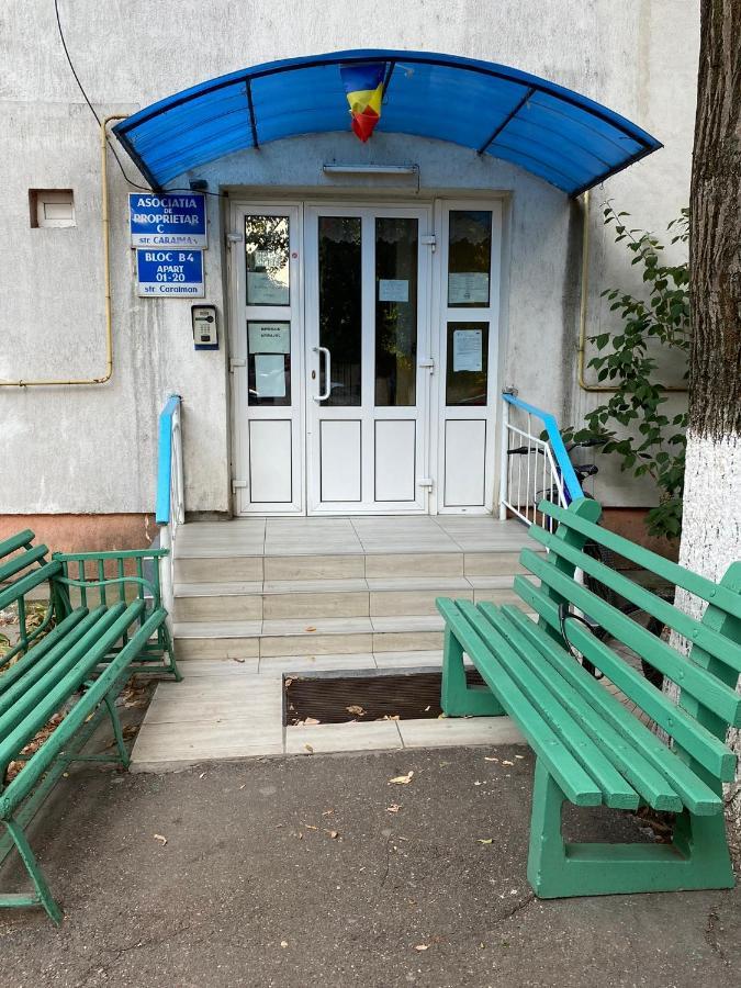 Grove Apartment Buzău Eksteriør bilde