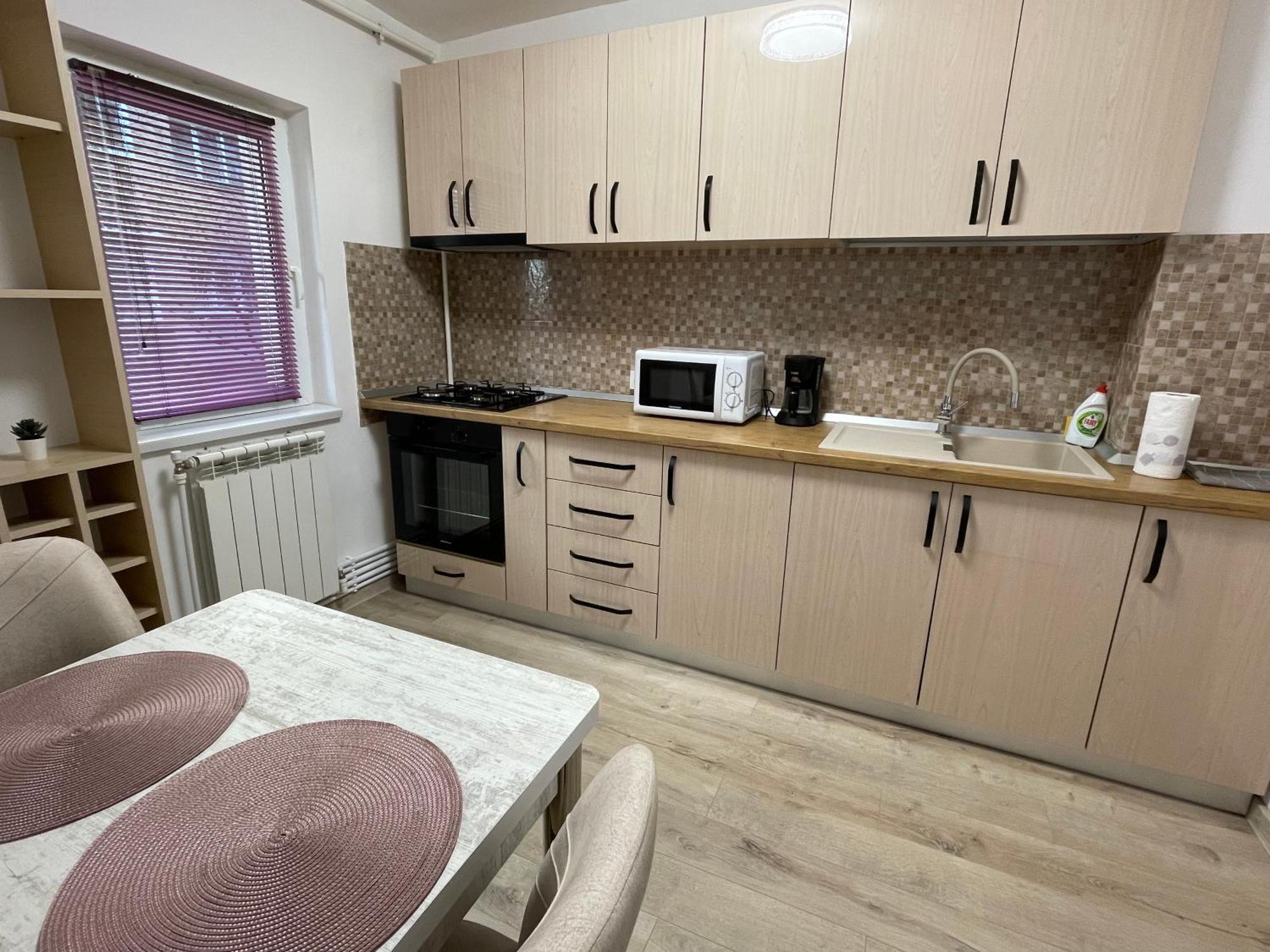 Grove Apartment Buzău Eksteriør bilde